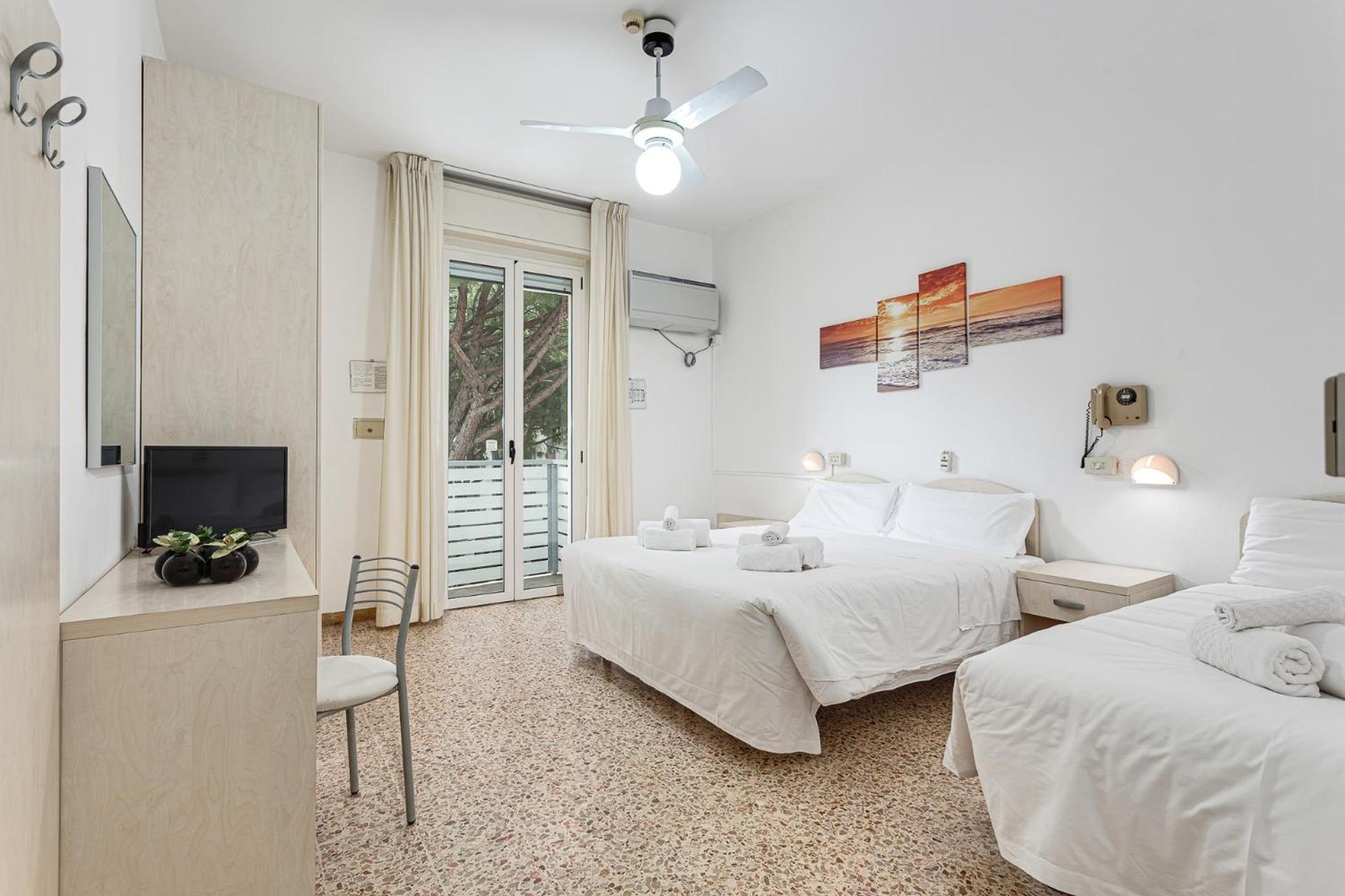 Hotel Cuba Milano Marittima Kültér fotó