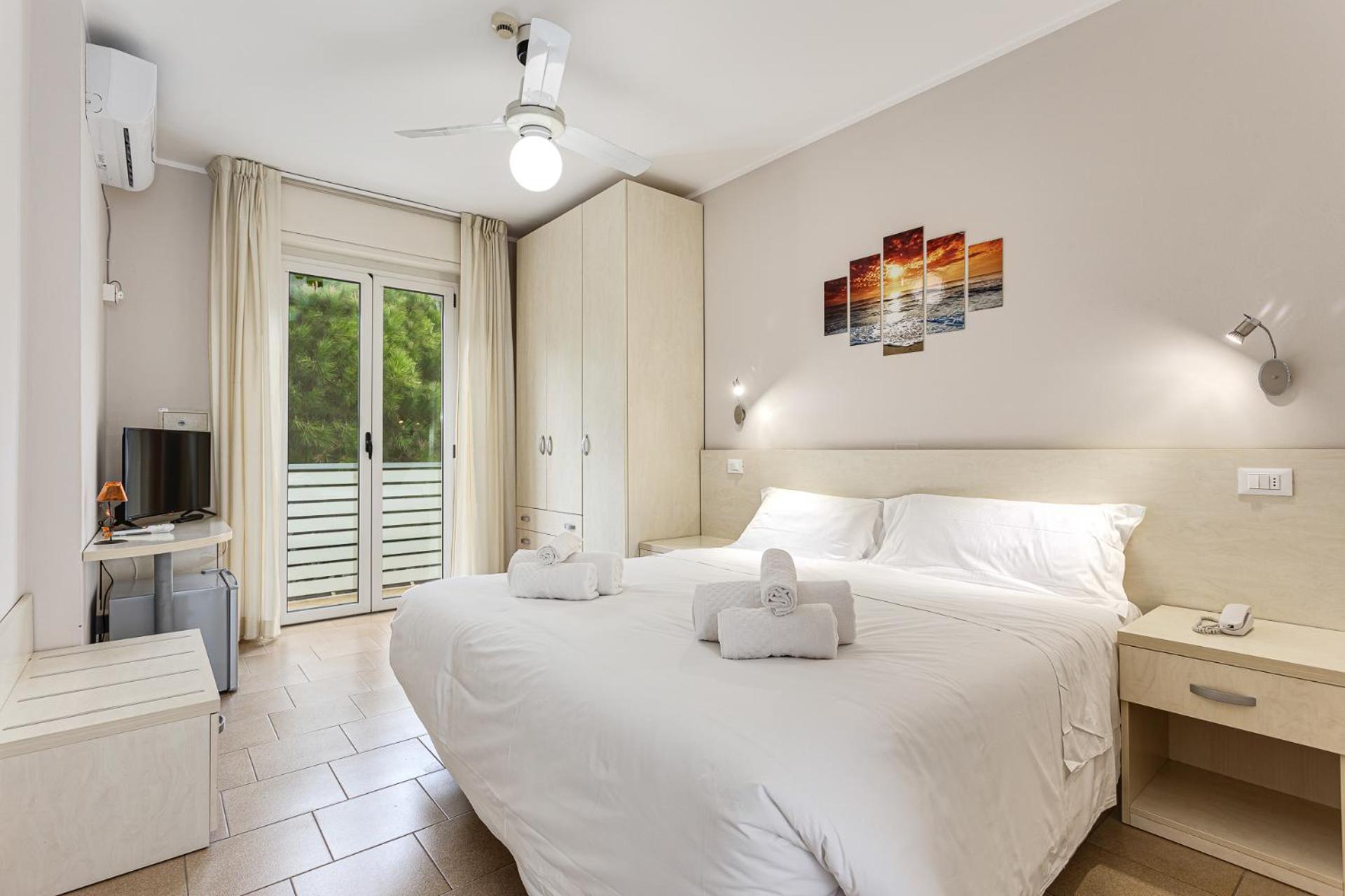 Hotel Cuba Milano Marittima Kültér fotó
