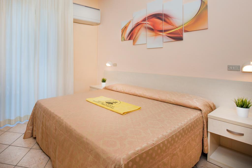 Hotel Cuba Milano Marittima Kültér fotó