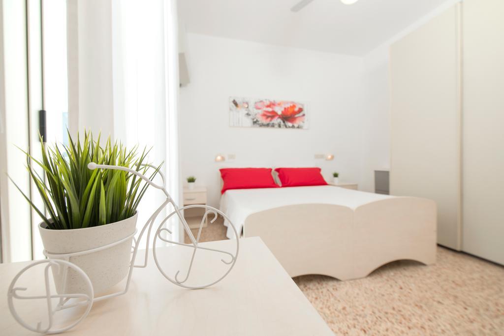 Hotel Cuba Milano Marittima Kültér fotó