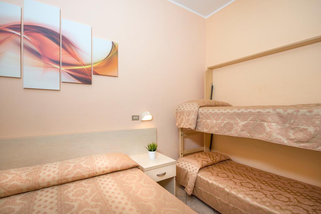 Hotel Cuba Milano Marittima Kültér fotó
